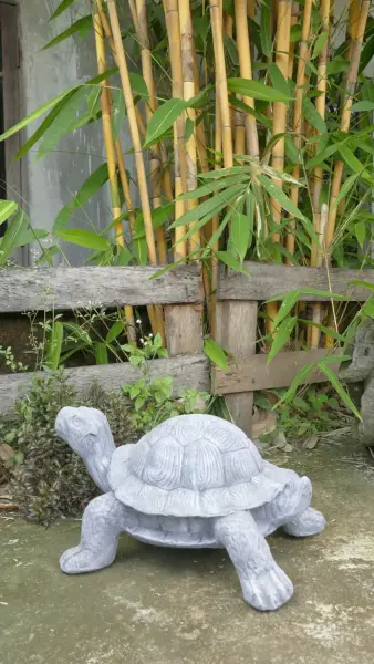 Artikelbild 5 des Artikels “Kleine Schildkröte, 48,5 cm Länge | Steinguss “