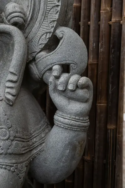 Artikelbild 5 des Artikels “Sitzender Ganesha ca. 200 cm H “