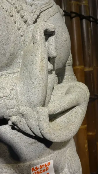 Artikelbild 5 des Artikels “Stehende Lady (Sri Dewi), 175 cm “