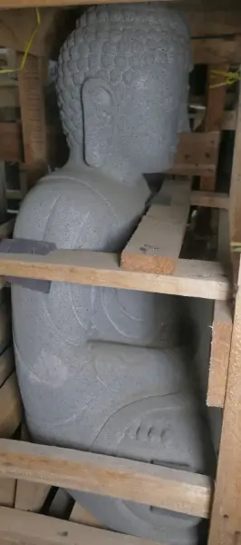 Artikelbild 5 des Artikels “Sitzender Buddha aus hochwertigem Flussstein mit der Handgeste 