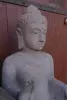 Artikelbild 6 des Artikels “Sitzender Buddha auf Sockel, 130 cm H, rötlicher Flussstein “