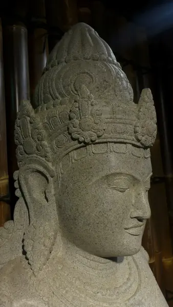 Artikelbild 7 des Artikels “Stehende Lady (Sri Dewi), 175 cm “