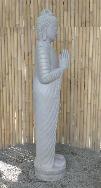 Artikelbild 7 des Artikels “Stehender Buddha aus Flussstein, Position Namaskara, H. 180cm. “