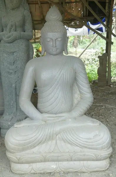 Artikelbild 9 des Artikels “Sitzender Buddha aus Flussstein in Dhyana-Stellung - Geste der Meditation, H. 138 cm “